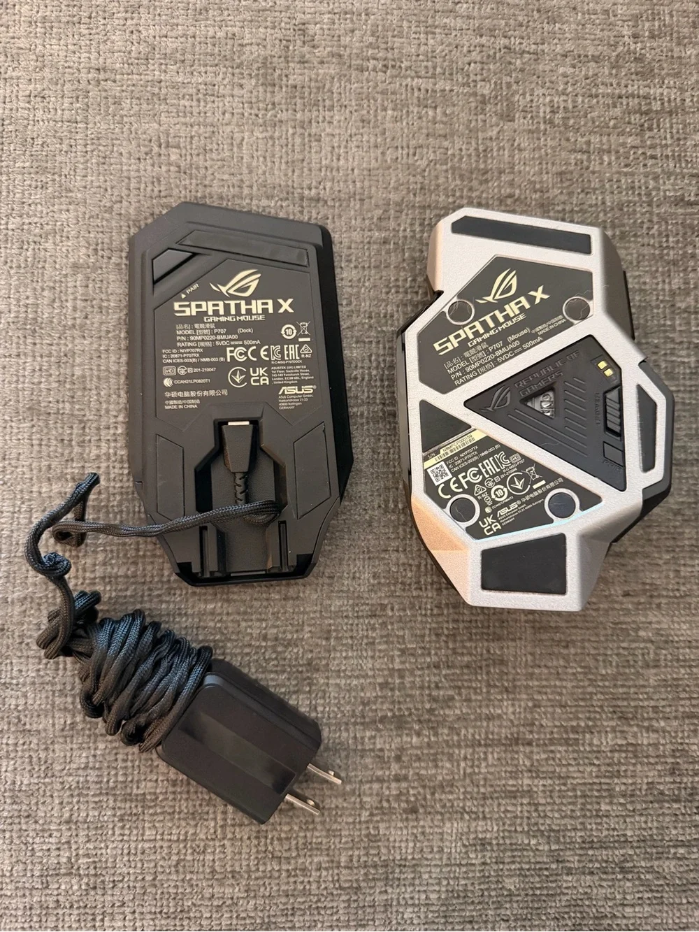 Black Wireless Gaming Mouse with Docking Base